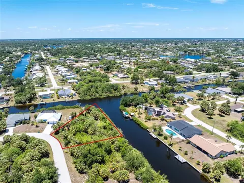 18622 Van Nuys Cir, Port Charlotte, FL 33948