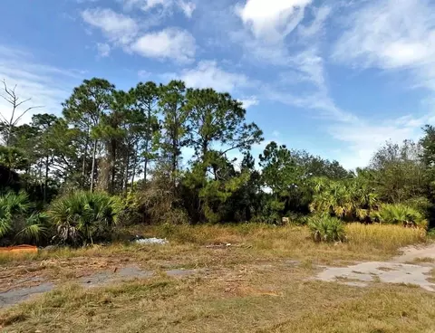 Dade Court, North Port, FL 34288