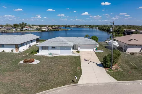 109 W Tarpon Blvd NW, Port Charlotte, FL 33952
