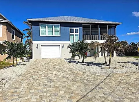 3420 1st Ave, Saint James City, FL 33956