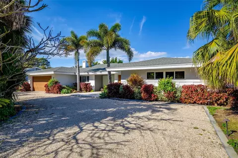 801 Pinellas Point Dr S, Saint Petersburg, FL 33705