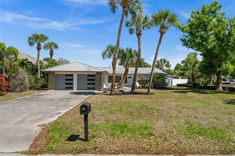 604 Madrid Ave, Venice, FL 34285