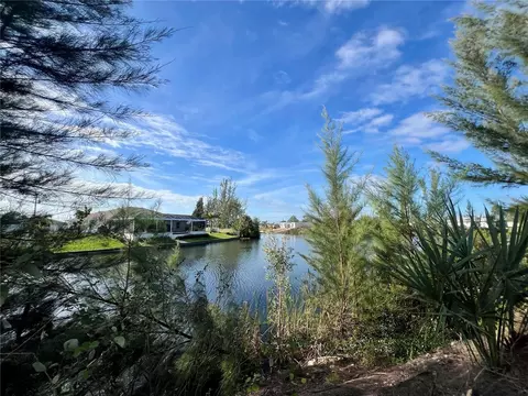 1408 NE 37th St, Cape Coral, FL 33909