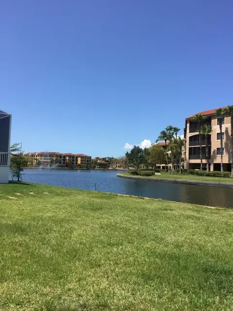 85 Colony Point Dr, Punta Gorda, FL 33950