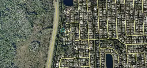 8 Rolls Royce Ct S, Palm Coast, FL 32164