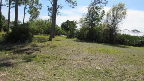 2064 Little Pine Cir, Punta Gorda, FL 33955