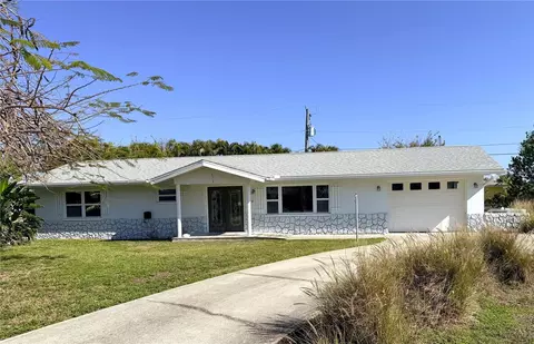 176 Dartmouth Dr NW, Port Charlotte, FL 33952