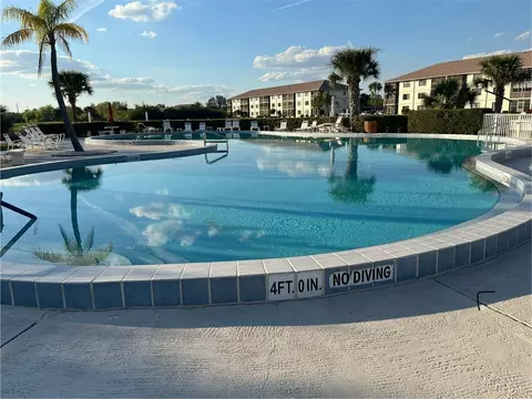 Exterior - 175 Kings Hwy #437, Punta Gorda, FL 33983 photo 5 of 5