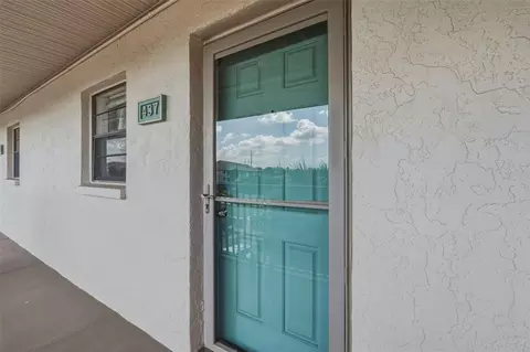 Exterior - 175 Kings Hwy #437, Punta Gorda, FL 33983 photo 2 of 5