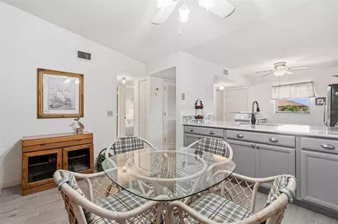 Dining - 175 Kings Hwy #437, Punta Gorda, FL 33983 photo 1 of 2