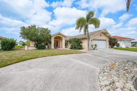 76 Windsor Dr, Englewood, FL 34223