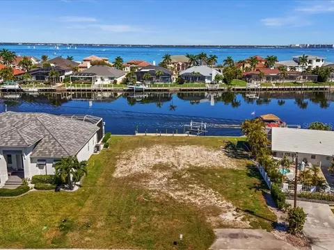 2120 Gulfview Rd, Punta Gorda, FL 33950