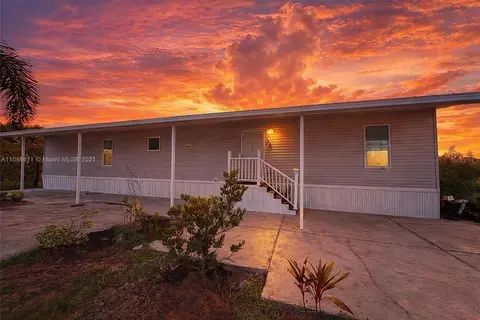 1321 Bluff Hammock Rd, Lorida, FL 33857