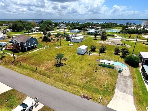 14453 Armada Rd, Port Charlotte, FL 33953