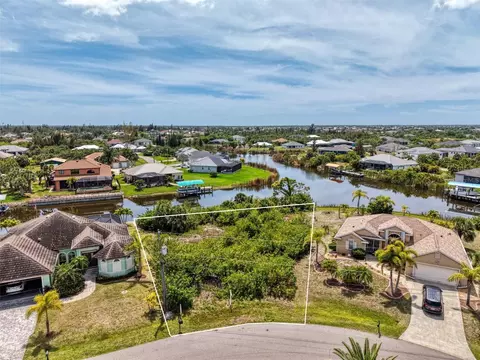 15304 Hennipen Cir, Port Charlotte, FL 33981