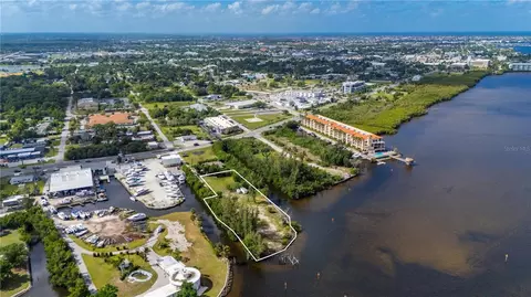 6141 Elliott St, Punta Gorda, FL 33950