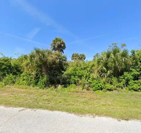 7099 Embry St, Port Charlotte, FL 33981