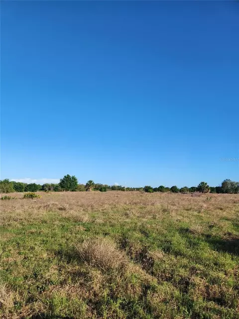 415 Lake Josephine Dr, Sebring, FL 33875