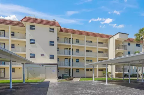 915 Beach Rd #215, Siesta Key, FL 34242