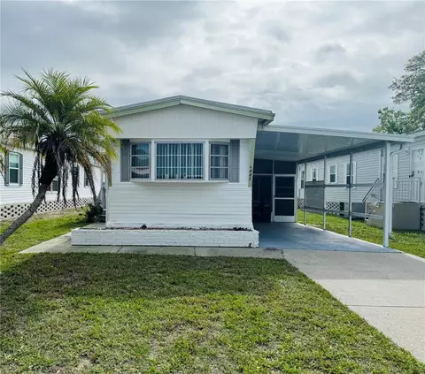 6442 Hikina Dr, North Port, FL 34287