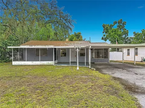 1328 Divot Ln, Tampa, FL 33612