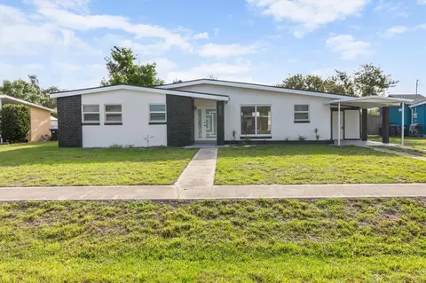 6230 Freemont St, North Port, FL 34287