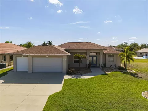 9452 Nastrand Cir, Port Charlotte, FL 33981