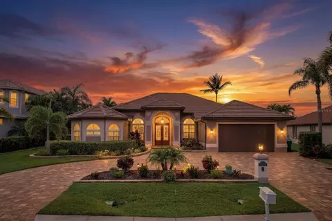 2022 El Dorado Pkwy W, Cape Coral, FL 33914