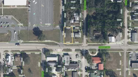 3720 Kenilworth Blvd, Sebring, FL 33870