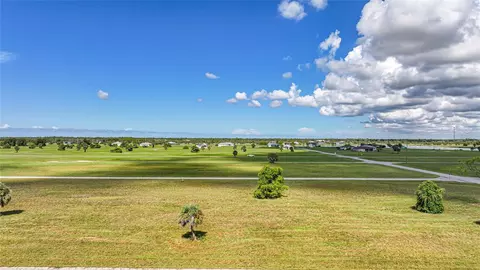 37 Willow Rd, Placida, FL 33946