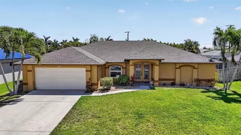 3809 Agualinda Blvd, Cape Coral, FL 33914
