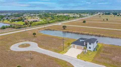 7 Sunflower Dr, Placida, FL 33946