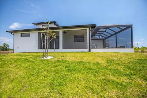 Exterior - 7 Sunflower Dr, Placida, FL 33946 photo 10 of 14