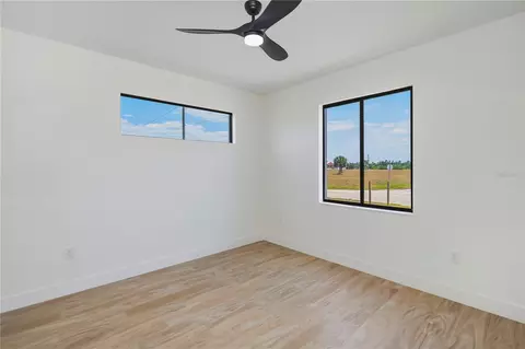 Bedroom - 7 Sunflower Dr, Placida, FL 33946 photo 4 of 9