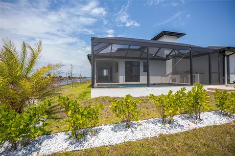 Exterior - 7 Sunflower Dr, Placida, FL 33946 photo 9 of 14