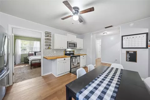 Entry Way - 2403 SE Pointer Ave, Arcadia, FL 34266 photo 1 of 2