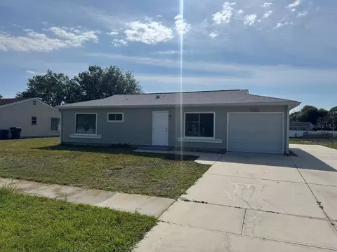 2422 Roxbury Cir, North Port, FL 34287