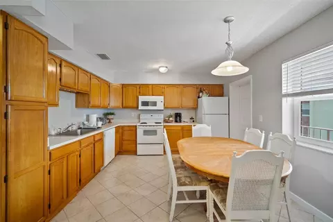 Kitchen - 380 Base Ave E #202, Venice, FL 34285 photo 2 of 3