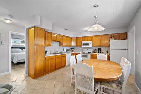 Kitchen - 380 Base Ave E #202, Venice, FL 34285 photo 1 of 3
