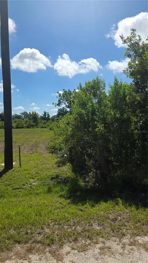 2094 Middle Ter, Punta Gorda, FL 33983