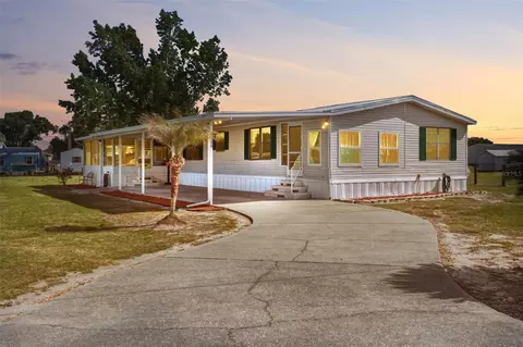 1586 NE Grapefruit St, Arcadia, FL 34266