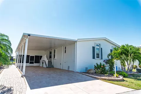 48 Amsterdam Ave, Punta Gorda, FL 33950