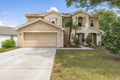 545 Encarnacion St, Punta Gorda, FL 33983