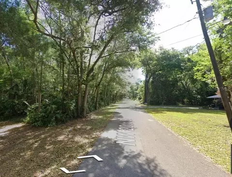 1461 NW 20th St, Crystal River, FL 34428