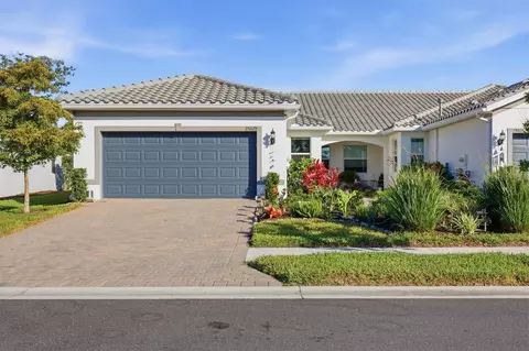 25029 Pearl Lake Cir, Englewood, FL 34223