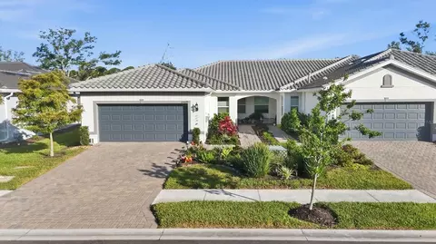 25029 Pearl Lake Cir, Englewood, FL 34223