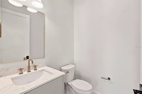 Bath - 44 Sunflower Dr, Placida, FL 33946 photo 2 of 10