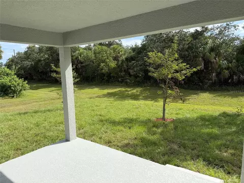 404 Paramaribo St, Punta Gorda, FL 33983 photo 4