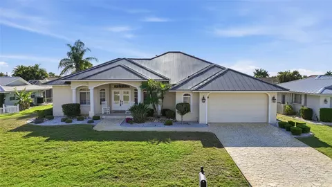 855 Pamela Dr, Punta Gorda, FL 33950
