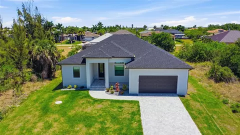 8105 Antwerp Cir, Port Charlotte, FL 33981